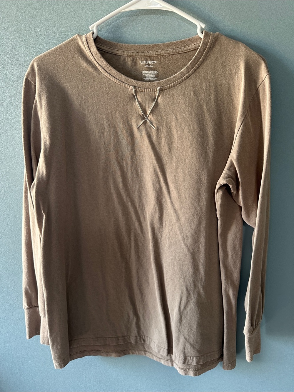Little Bipsy Long-Sleeve Crewneck Top in Taupe